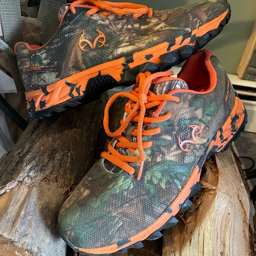 Real tree mens sneakers